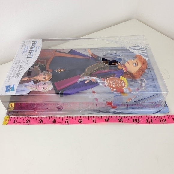 FROZEN 2 singing Anna Fashion Doll NEW never used - Picture 11 of 12